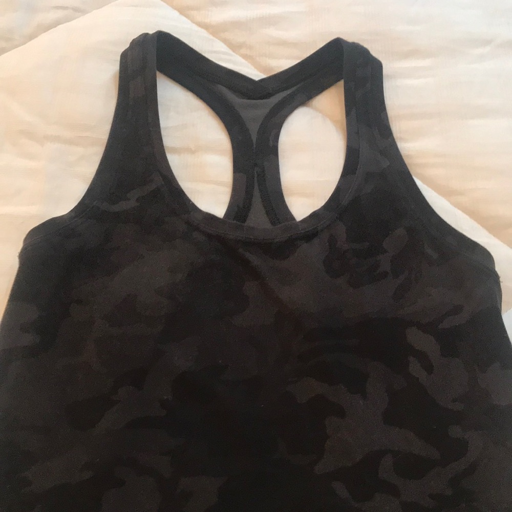 Black Camo Print Cool Racerback || Lululemon